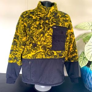 The North Face Pullover
